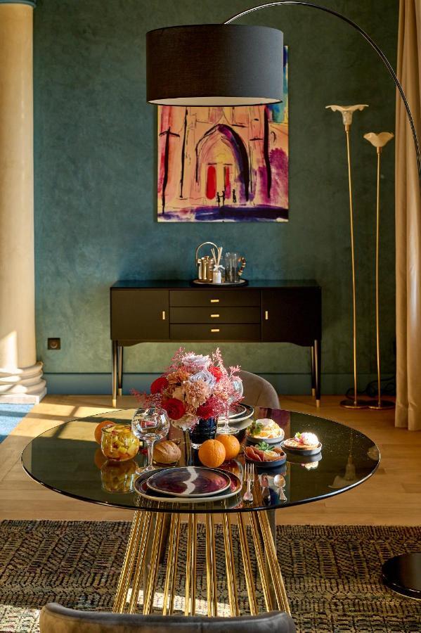 La Chapelle, Les Suites Du Palais, L'Unique 5 Etoiles De Nevers, Suite D'Exception, By Primo C0Nciergerie Buitenkant foto