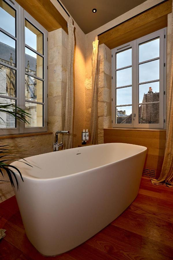 La Chapelle, Les Suites Du Palais, L'Unique 5 Etoiles De Nevers, Suite D'Exception, By Primo C0Nciergerie Buitenkant foto