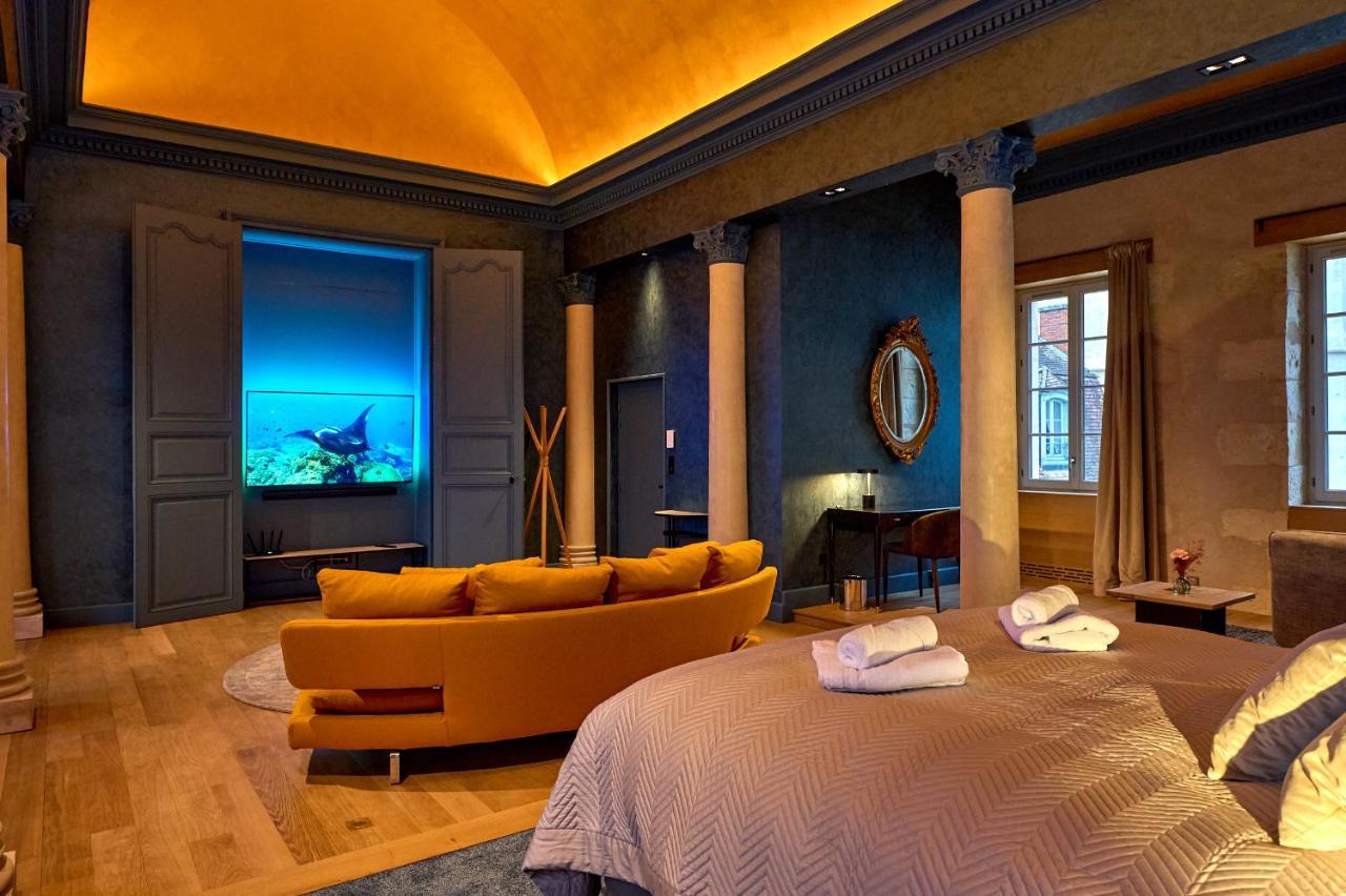 La Chapelle, Les Suites Du Palais, L'Unique 5 Etoiles De Nevers, Suite D'Exception, By Primo C0Nciergerie Buitenkant foto