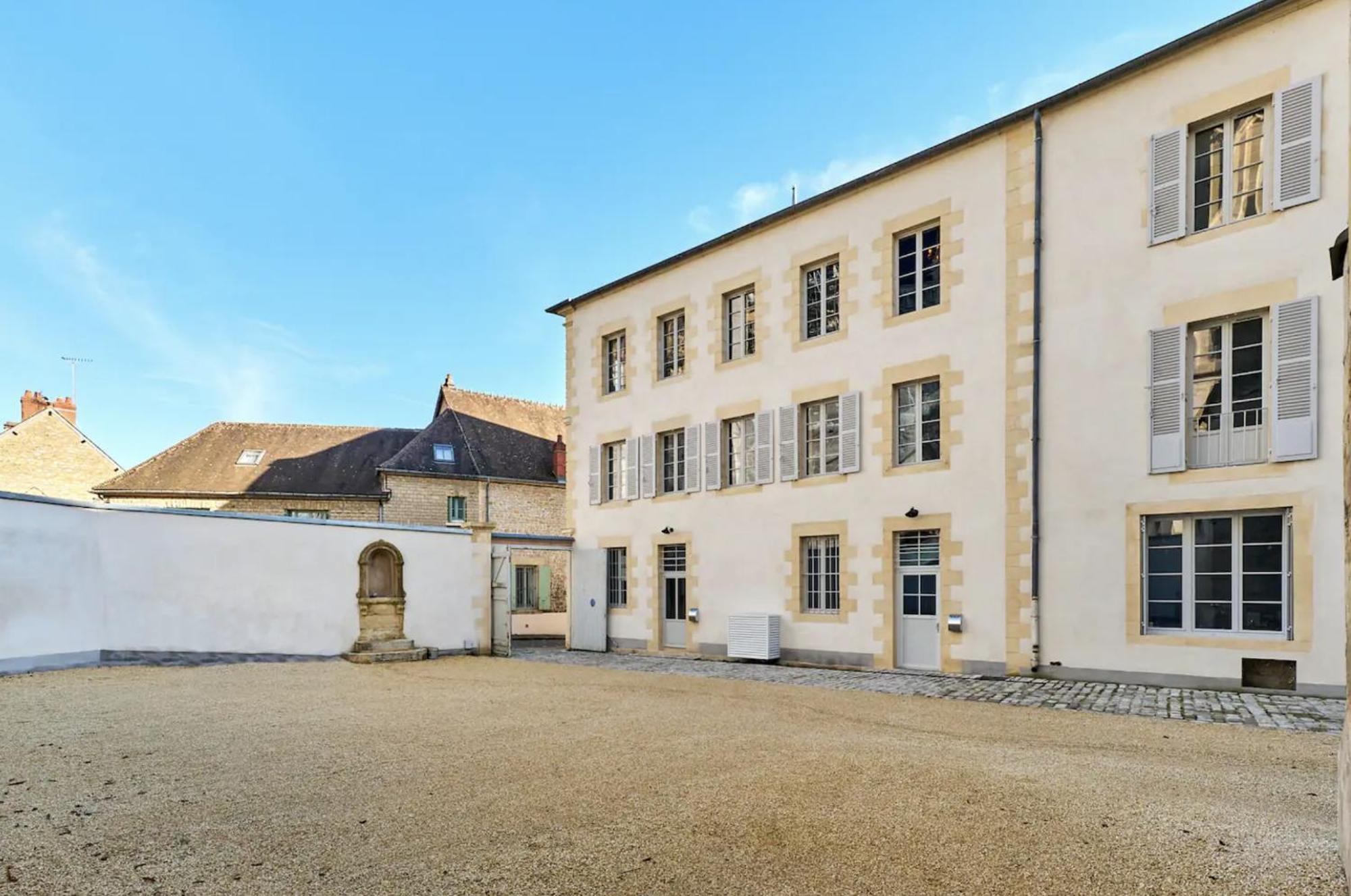 La Chapelle, Les Suites Du Palais, L'Unique 5 Etoiles De Nevers, Suite D'Exception, By Primo C0Nciergerie Buitenkant foto